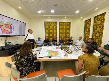 كفر قرع : جلسة توضيح حول اراضي حي عين ورده 